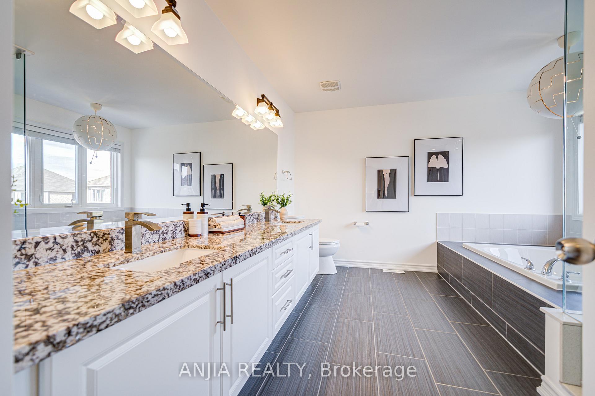Photo 22 of 2 Beebe Crescent, Markham, Wismer — HOMEH