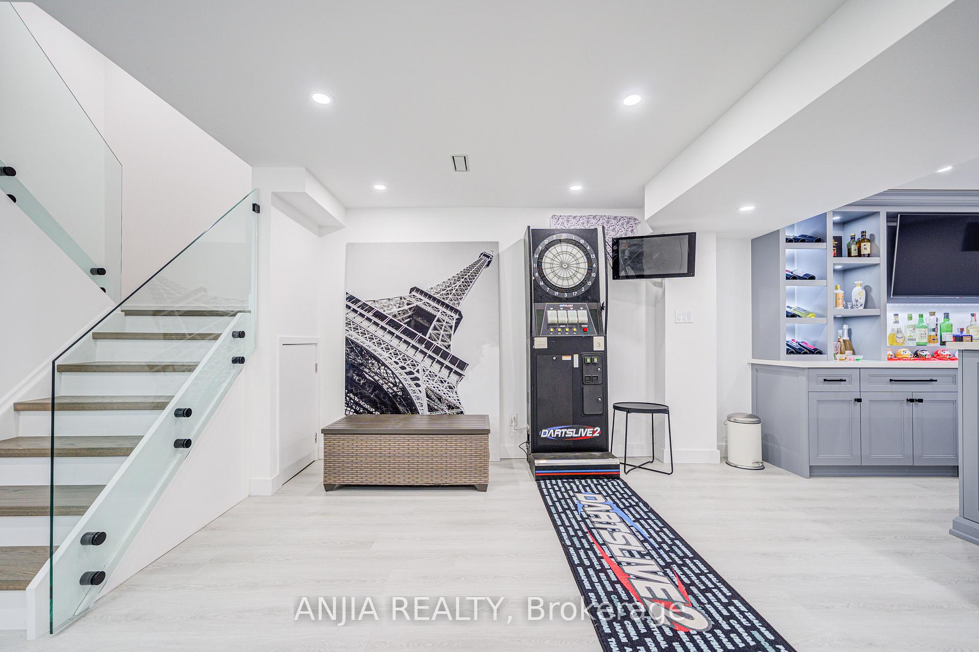 Photo 34 of 2 Beebe Crescent, Markham, Wismer — HOMEH