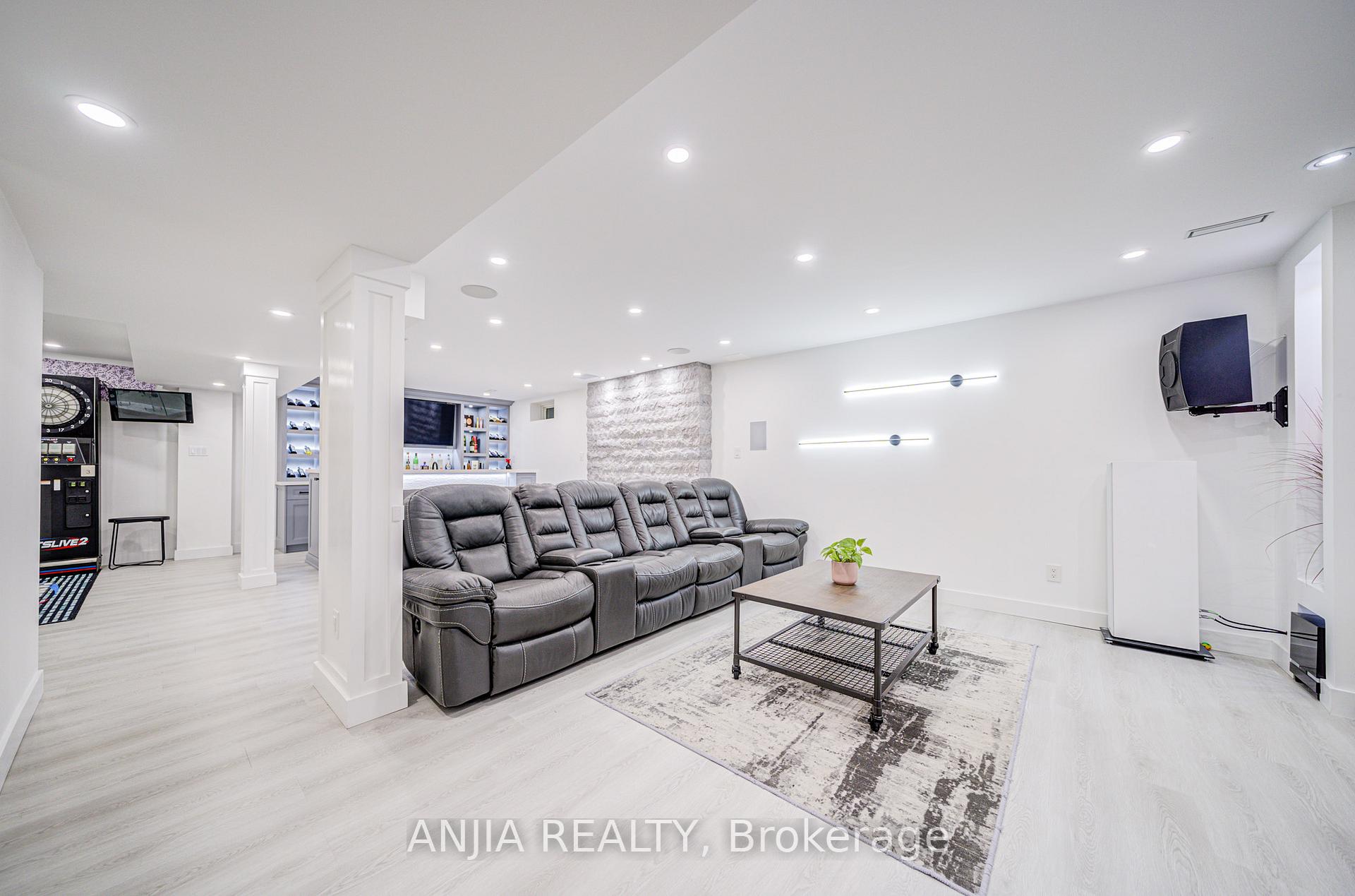 Photo 37 of 2 Beebe Crescent, Markham, Wismer — HOMEH