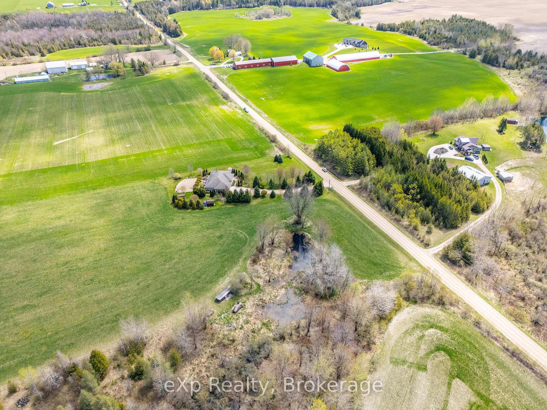 Photo 25 of 122287 Concession 8 RR2, West Grey — HOMEH