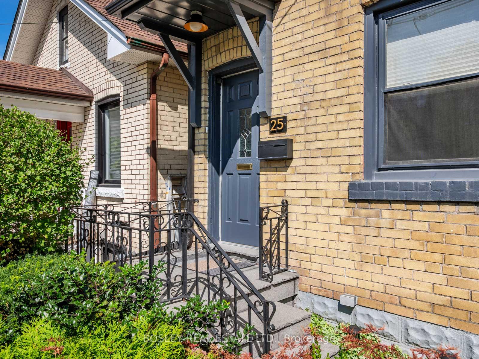 Photo 3 of 25 Newman Avenue, Toronto, Crescent Town — HOMEH