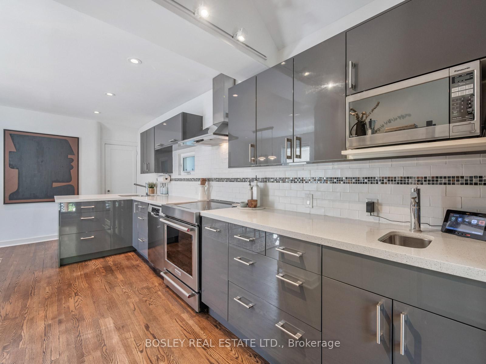 Photo 17 of 25 Newman Avenue, Toronto, Crescent Town — HOMEH