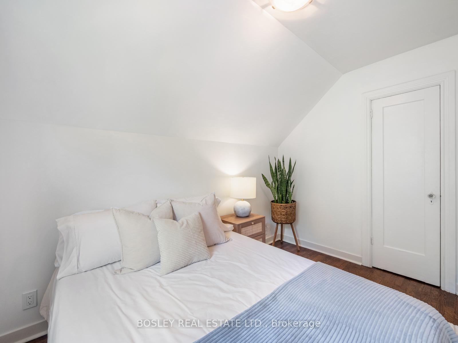 Photo 29 of 25 Newman Avenue, Toronto, Crescent Town — HOMEH