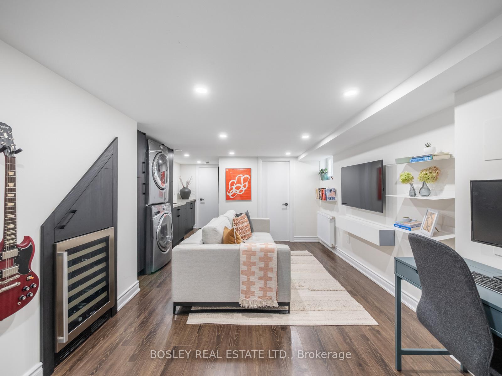 Photo 32 of 25 Newman Avenue, Toronto, Crescent Town — HOMEH