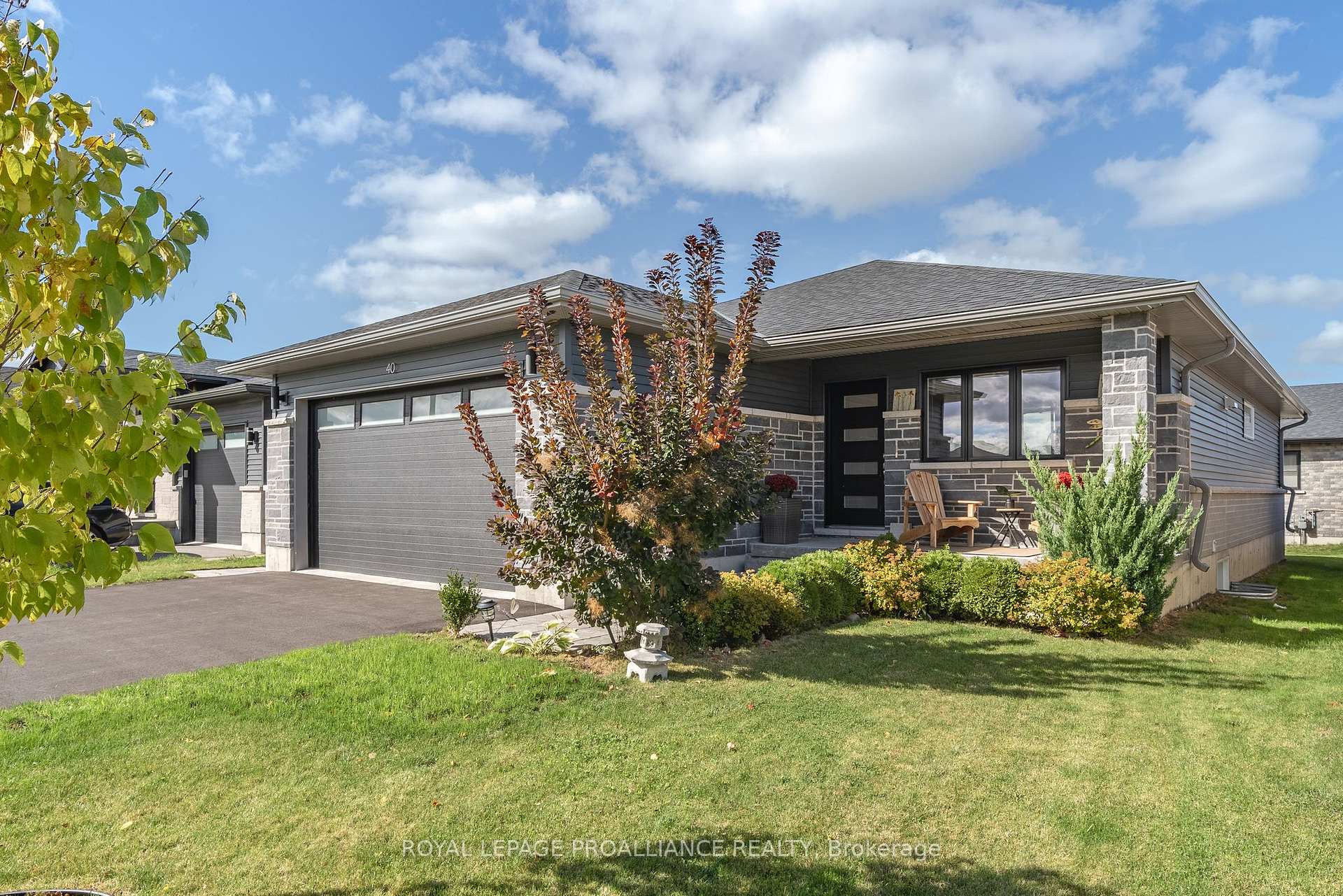 Photo 1 of 40 Lehtinen Crescent, Belleville, Belleville Ward — HOMEH