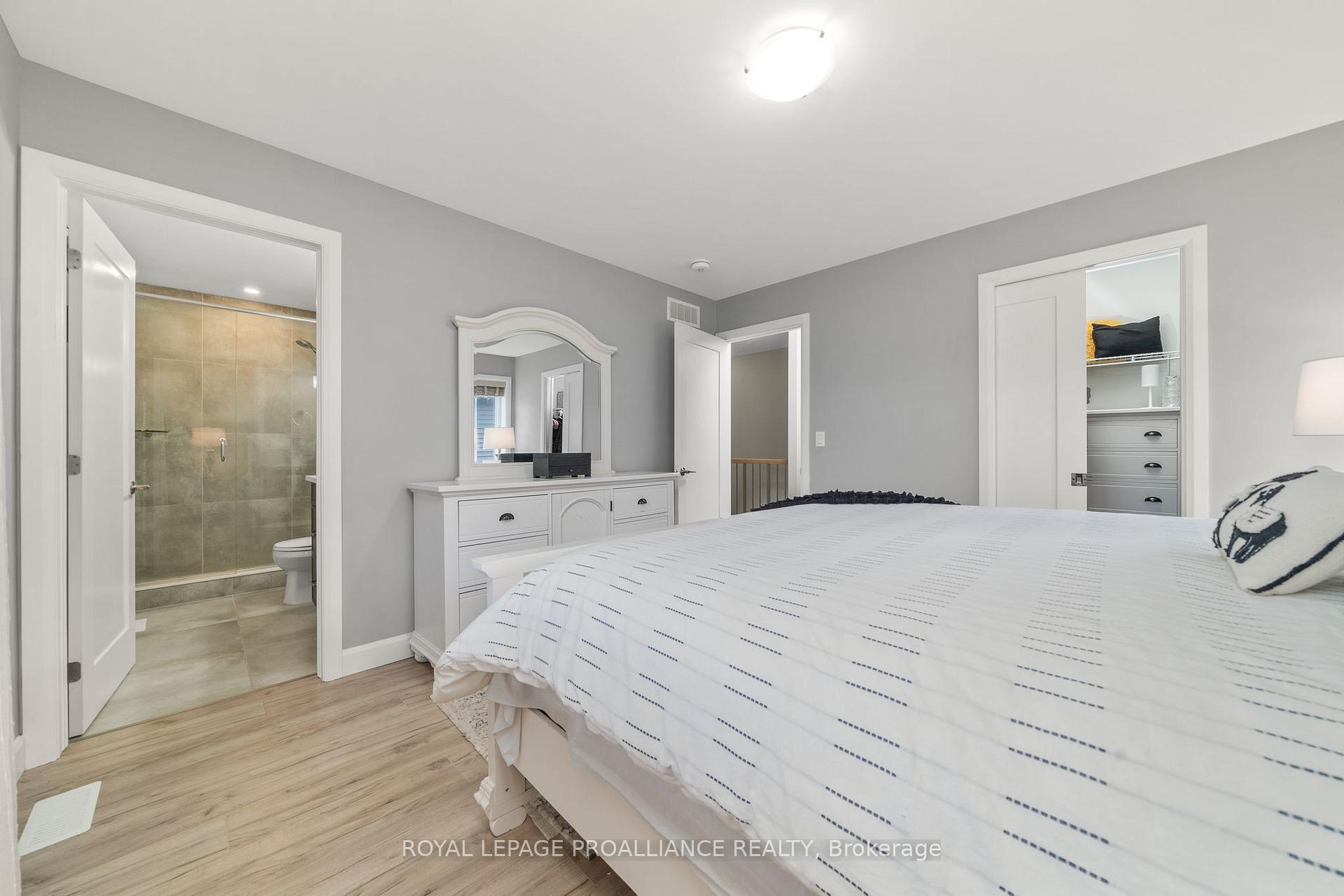 Photo 22 of 40 Lehtinen Crescent, Belleville, Belleville Ward — HOMEH