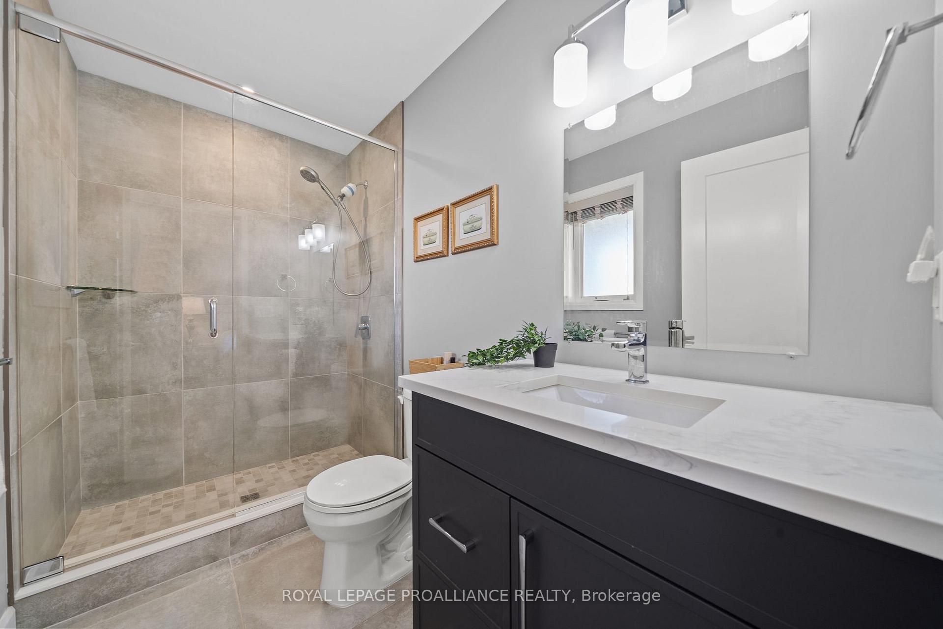 Photo 23 of 40 Lehtinen Crescent, Belleville, Belleville Ward — HOMEH
