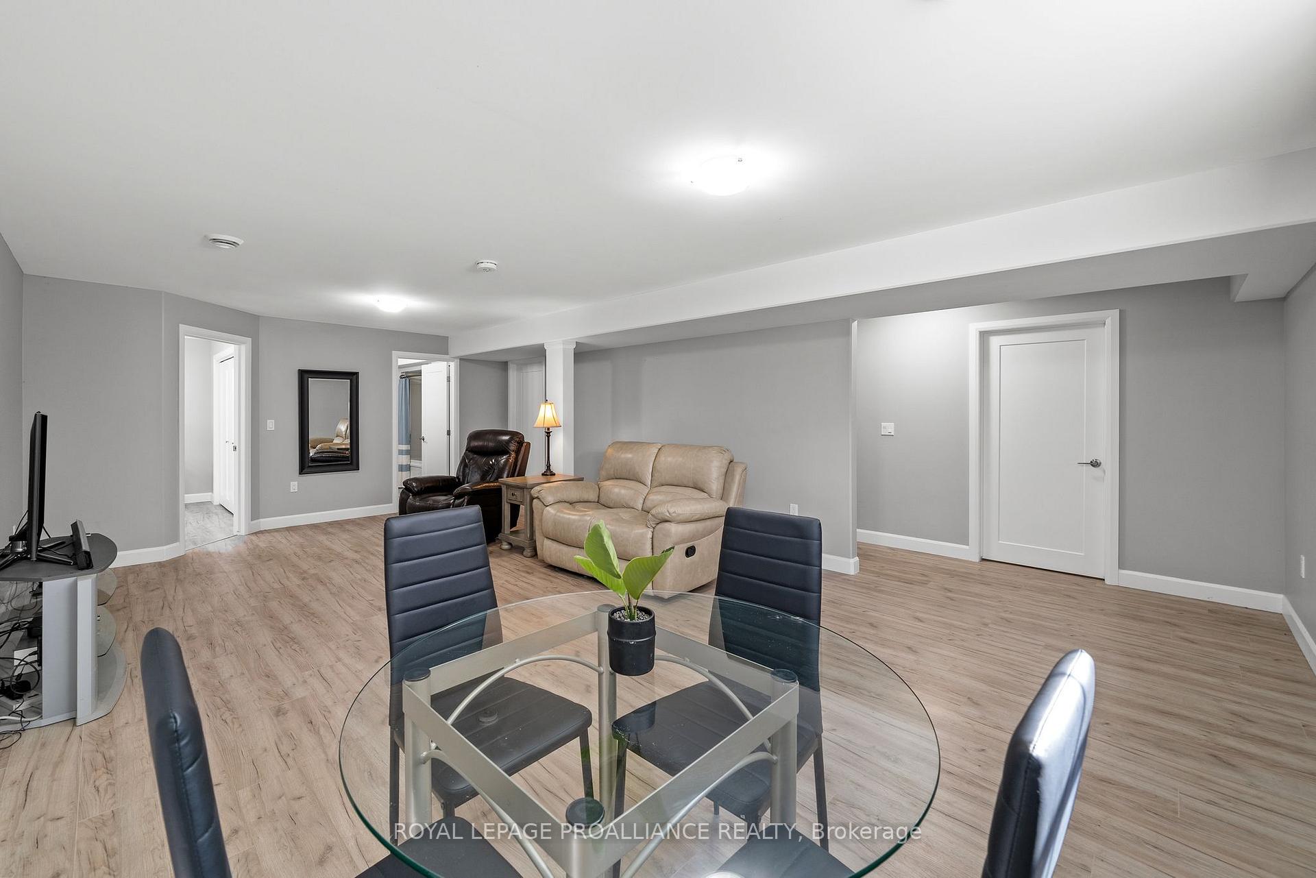 Photo 29 of 40 Lehtinen Crescent, Belleville, Belleville Ward — HOMEH
