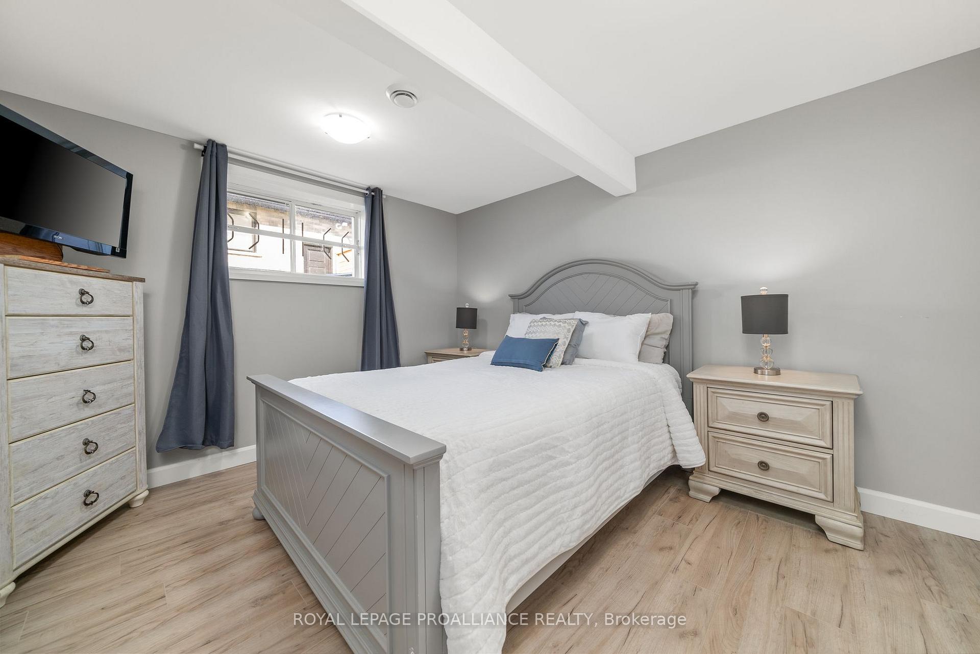 Photo 31 of 40 Lehtinen Crescent, Belleville, Belleville Ward — HOMEH