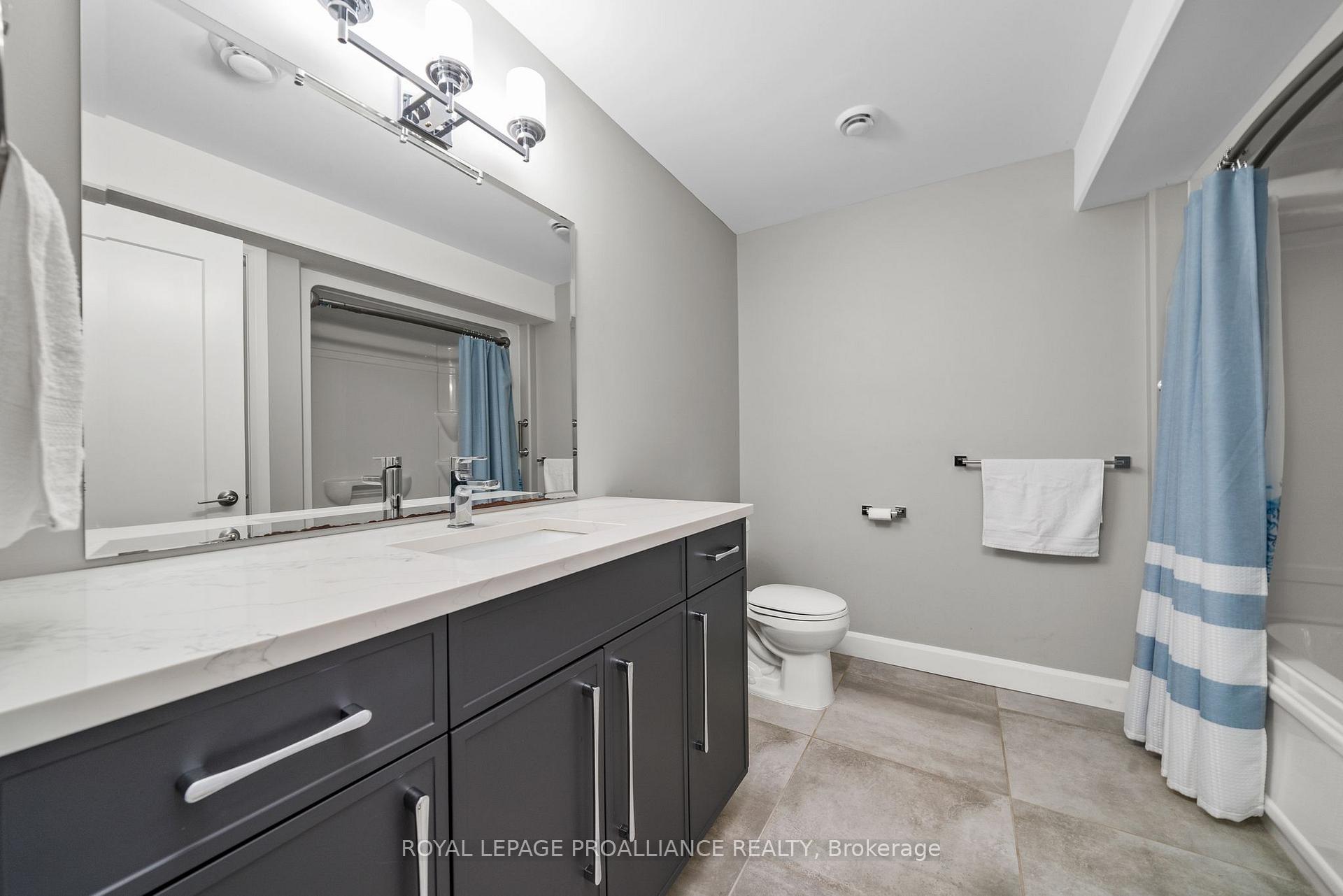 Photo 32 of 40 Lehtinen Crescent, Belleville, Belleville Ward — HOMEH