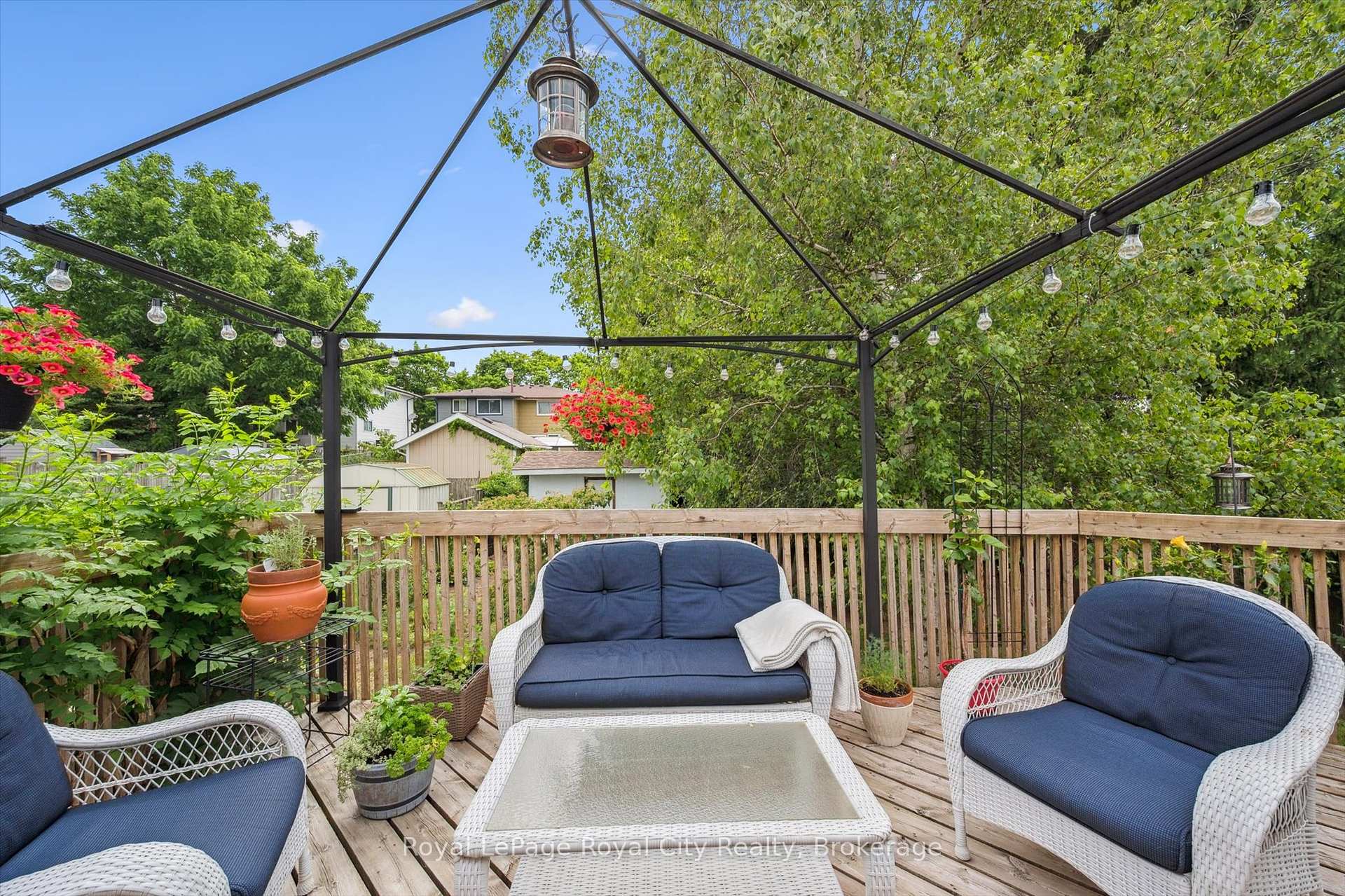 Photo 32 of 9 Dunhill Crescent, Guelph, Willow West/Sugarbush/West Acres — HOMEH