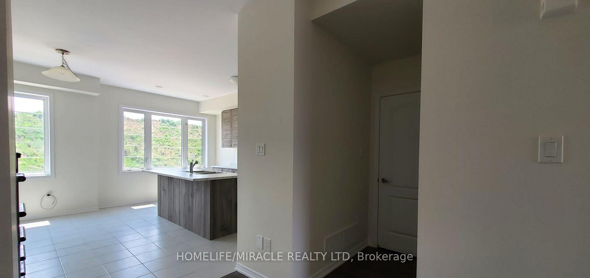 Photo 8 of 215 Gillespie Drive, Brantford — HOMEH