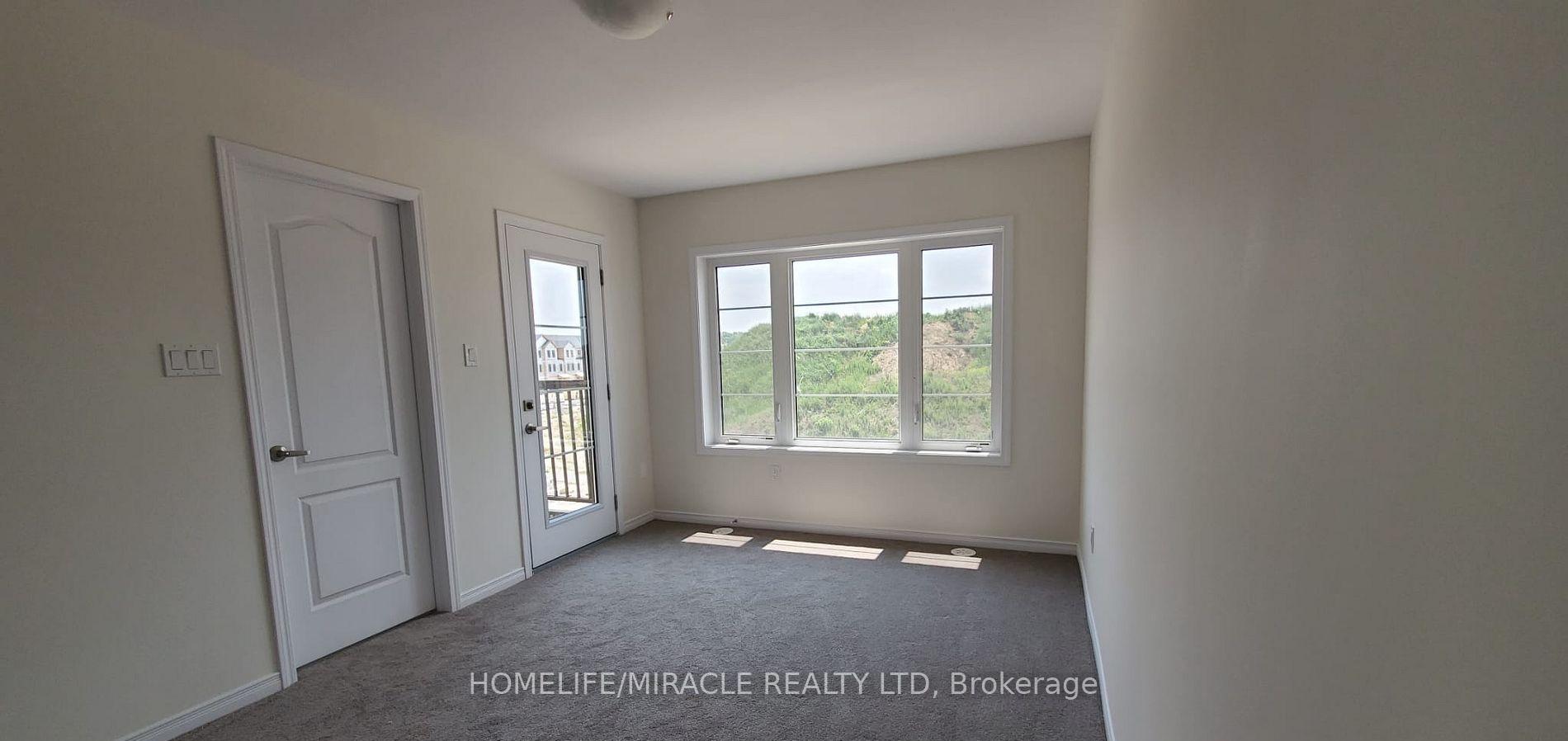 Photo 4 of 215 Gillespie Drive, Brantford — HOMEH