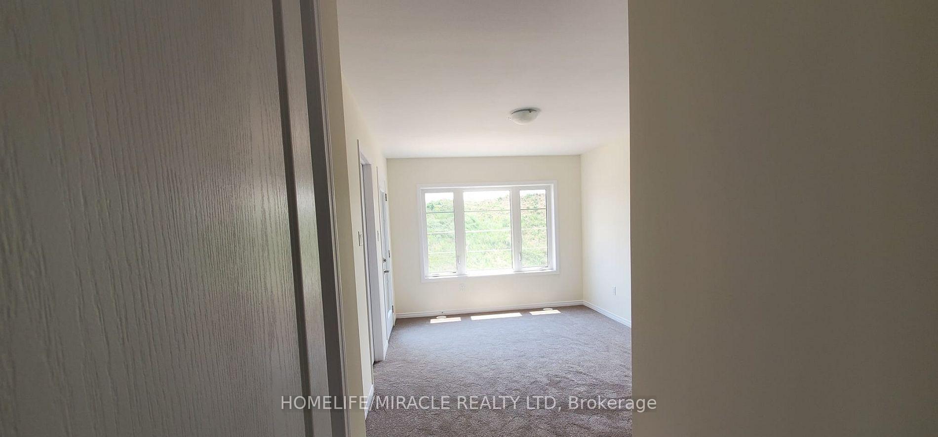 Photo 11 of 215 Gillespie Drive, Brantford — HOMEH