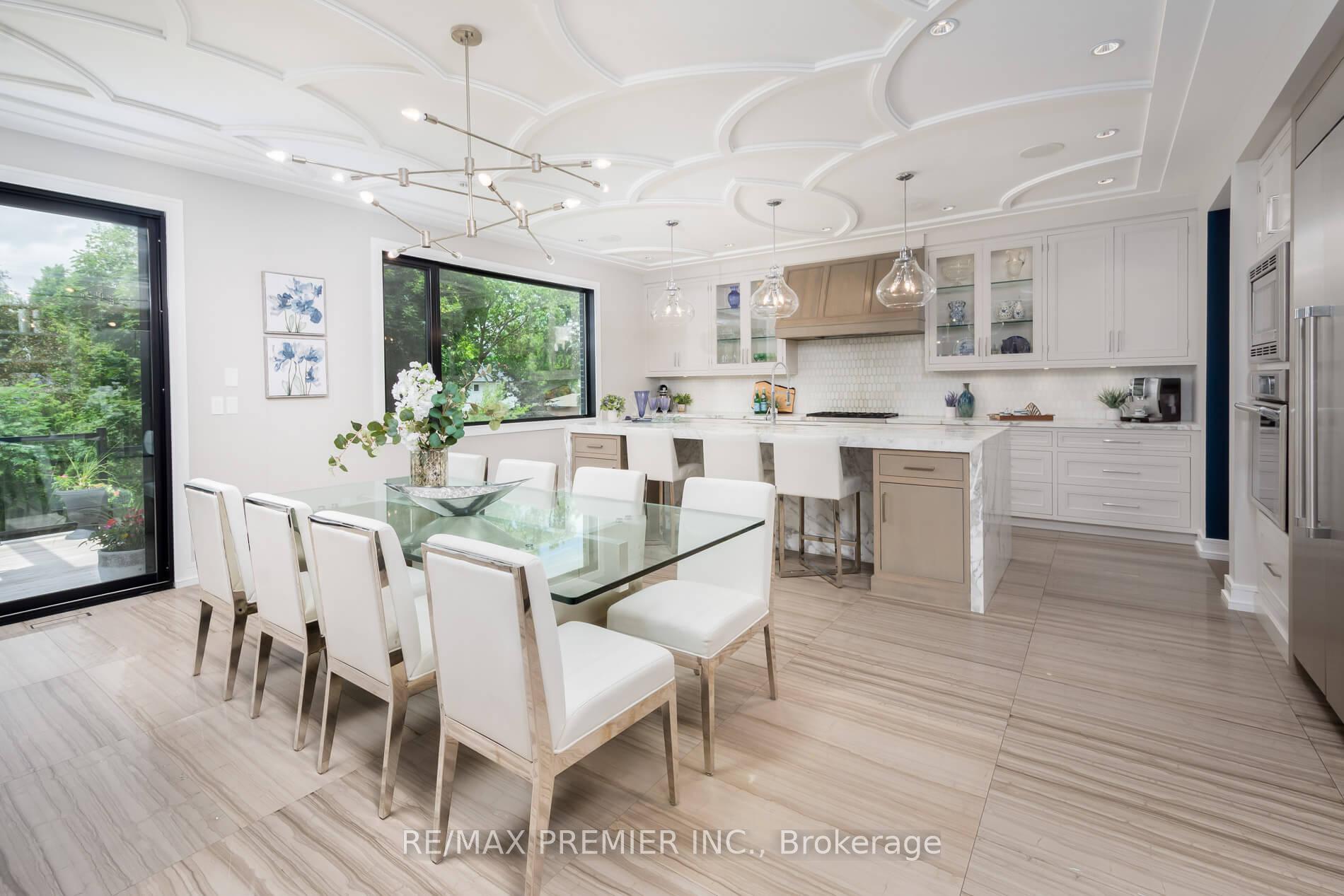 Photo 12 of 32 Sevilla Boulevard, Vaughan, Kleinburg — HOMEH