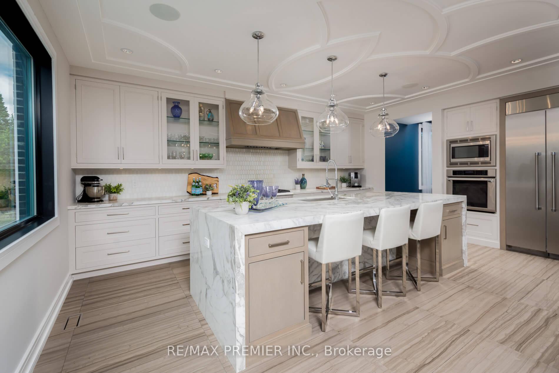 Photo 11 of 32 Sevilla Boulevard, Vaughan, Kleinburg — HOMEH