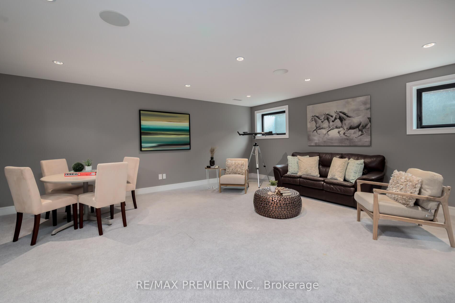 Photo 36 of 32 Sevilla Boulevard, Vaughan, Kleinburg — HOMEH