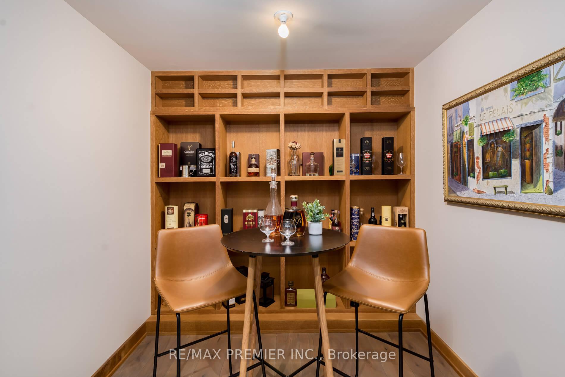 Photo 39 of 32 Sevilla Boulevard, Vaughan, Kleinburg — HOMEH