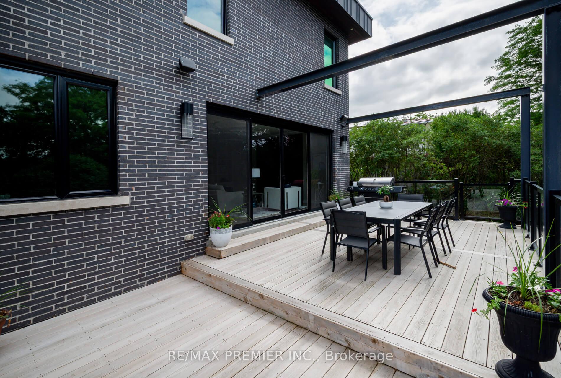 Photo 45 of 32 Sevilla Boulevard, Vaughan, Kleinburg — HOMEH