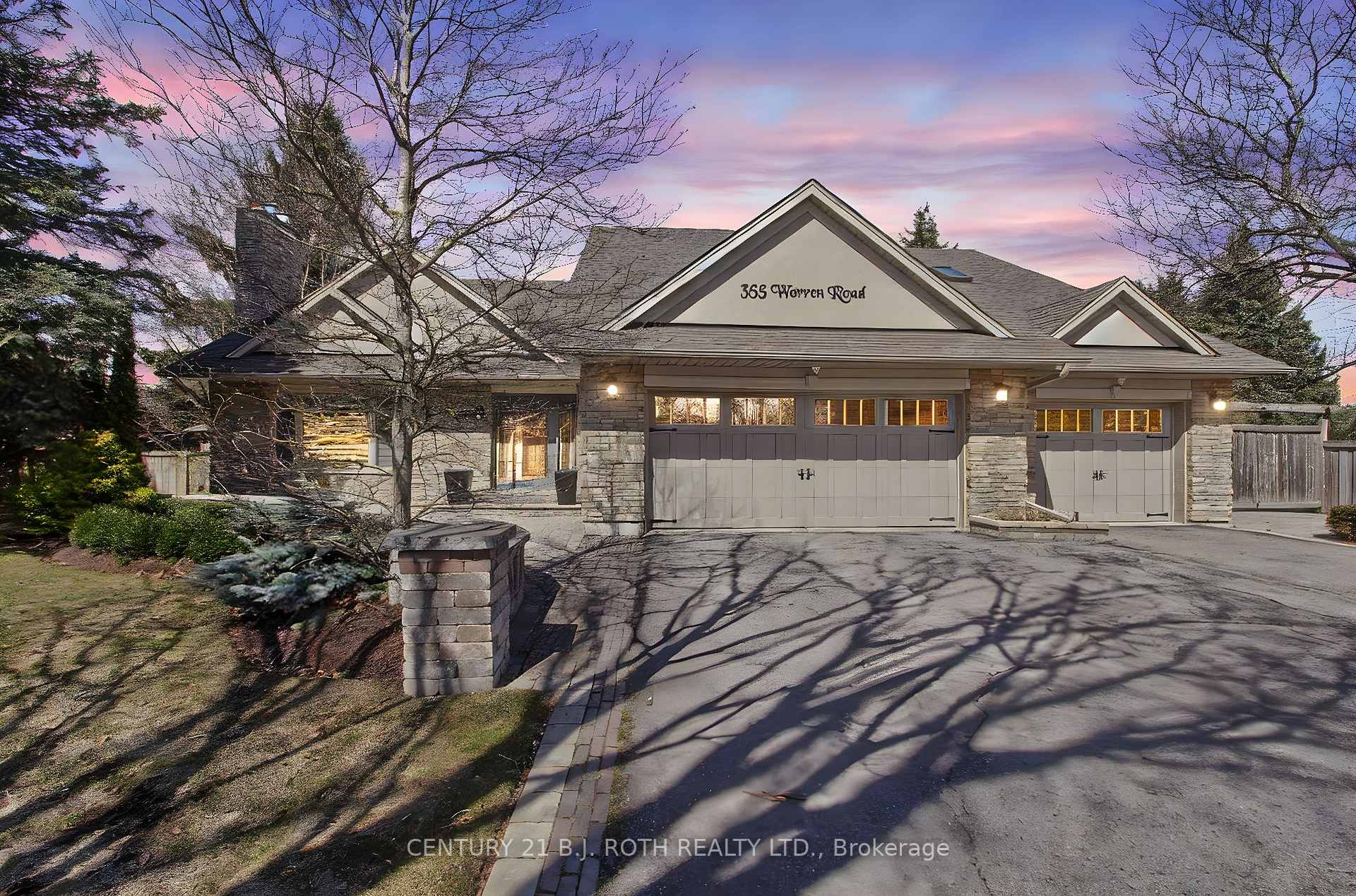 Photo 1 of 355 Warren Road, King, King City — HOMEH