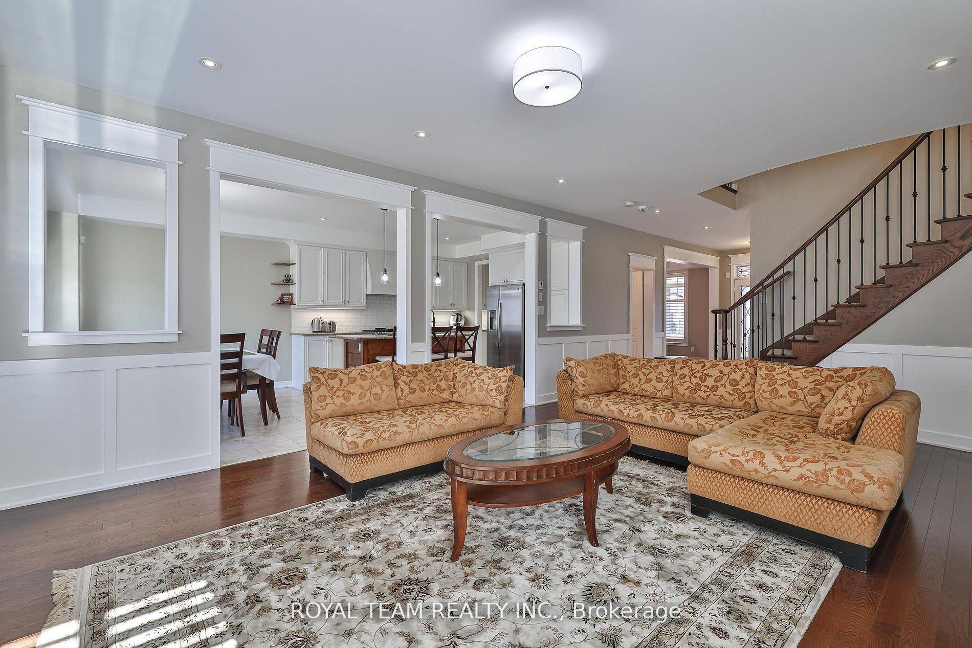 Photo 7 of 84 Wyndham Circle, Georgina, Sutton & Jackson's Point — HOMEH