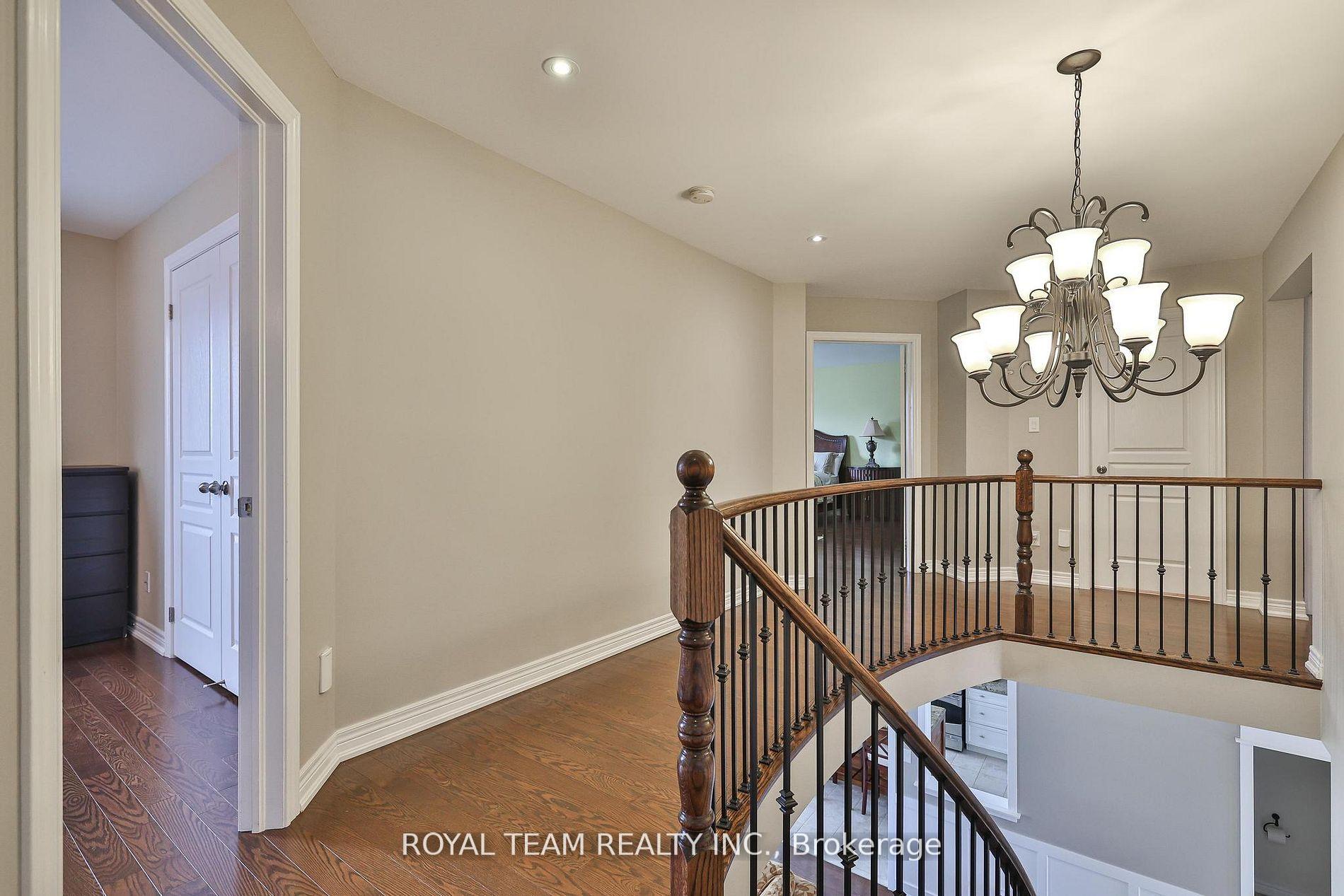 Photo 21 of 84 Wyndham Circle, Georgina, Sutton & Jackson's Point — HOMEH