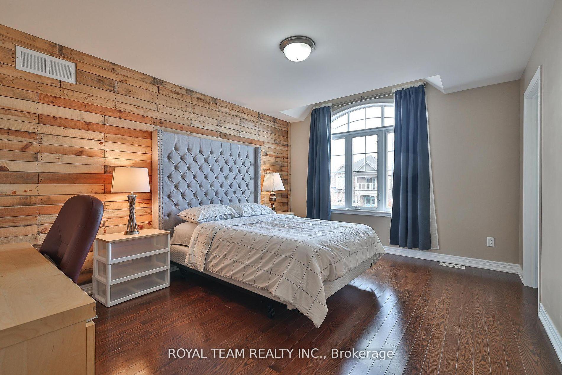 Photo 22 of 84 Wyndham Circle, Georgina, Sutton & Jackson's Point — HOMEH