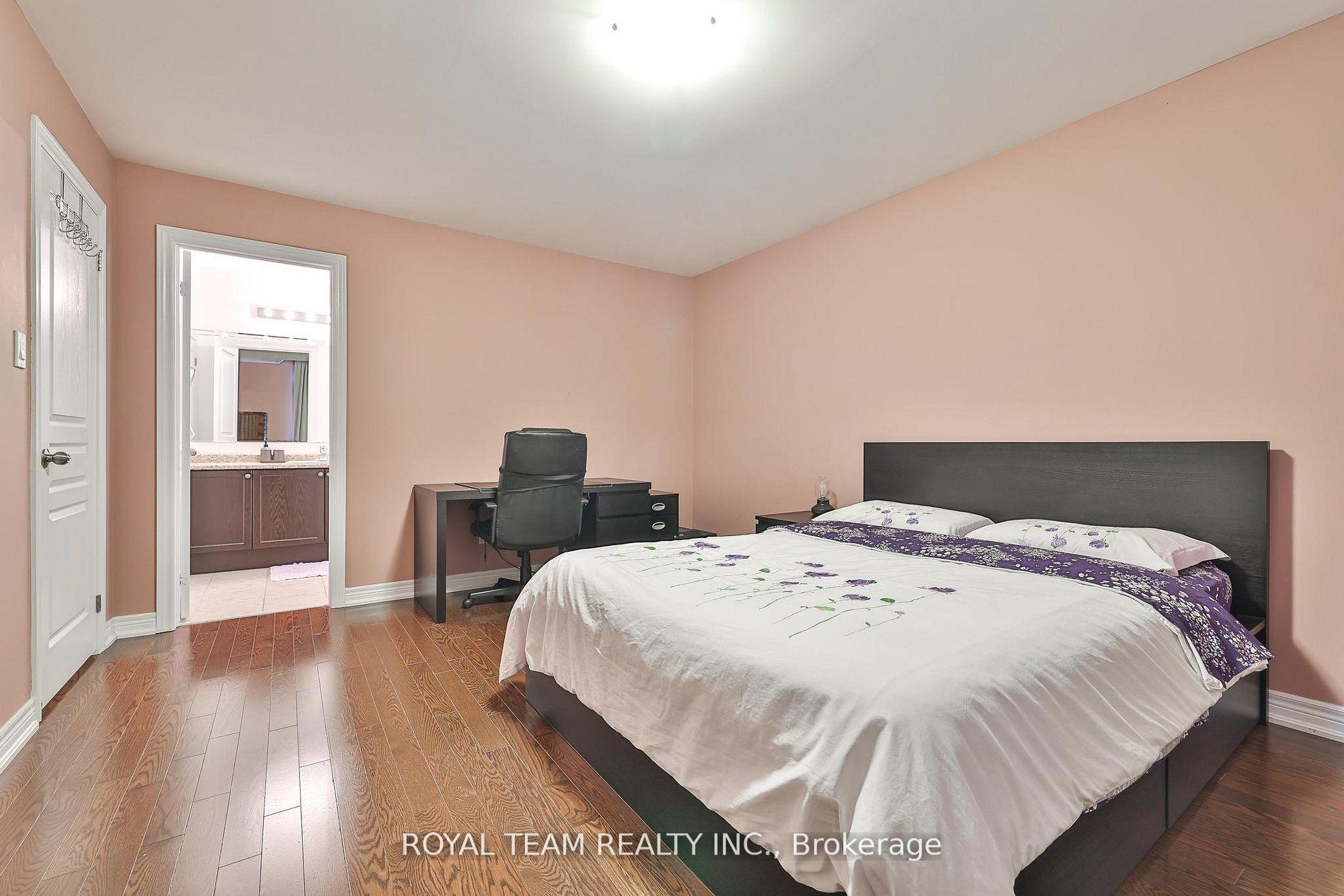 Photo 28 of 84 Wyndham Circle, Georgina, Sutton & Jackson's Point — HOMEH