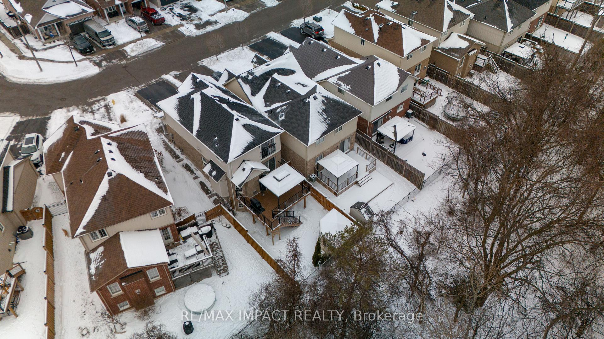 Photo 4 of 1609 Northfield Avenue, Oshawa, Samac — HOMEH