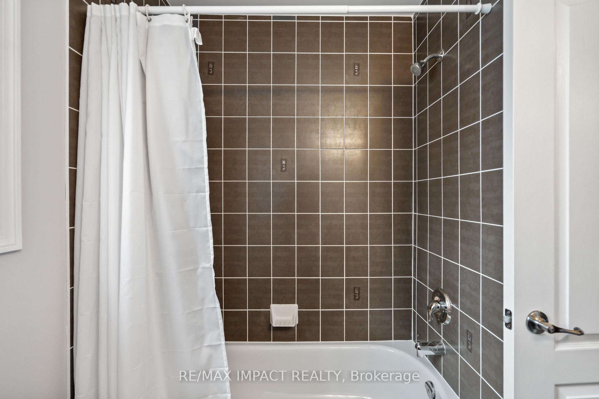 Photo 29 of 1609 Northfield Avenue, Oshawa, Samac — HOMEH