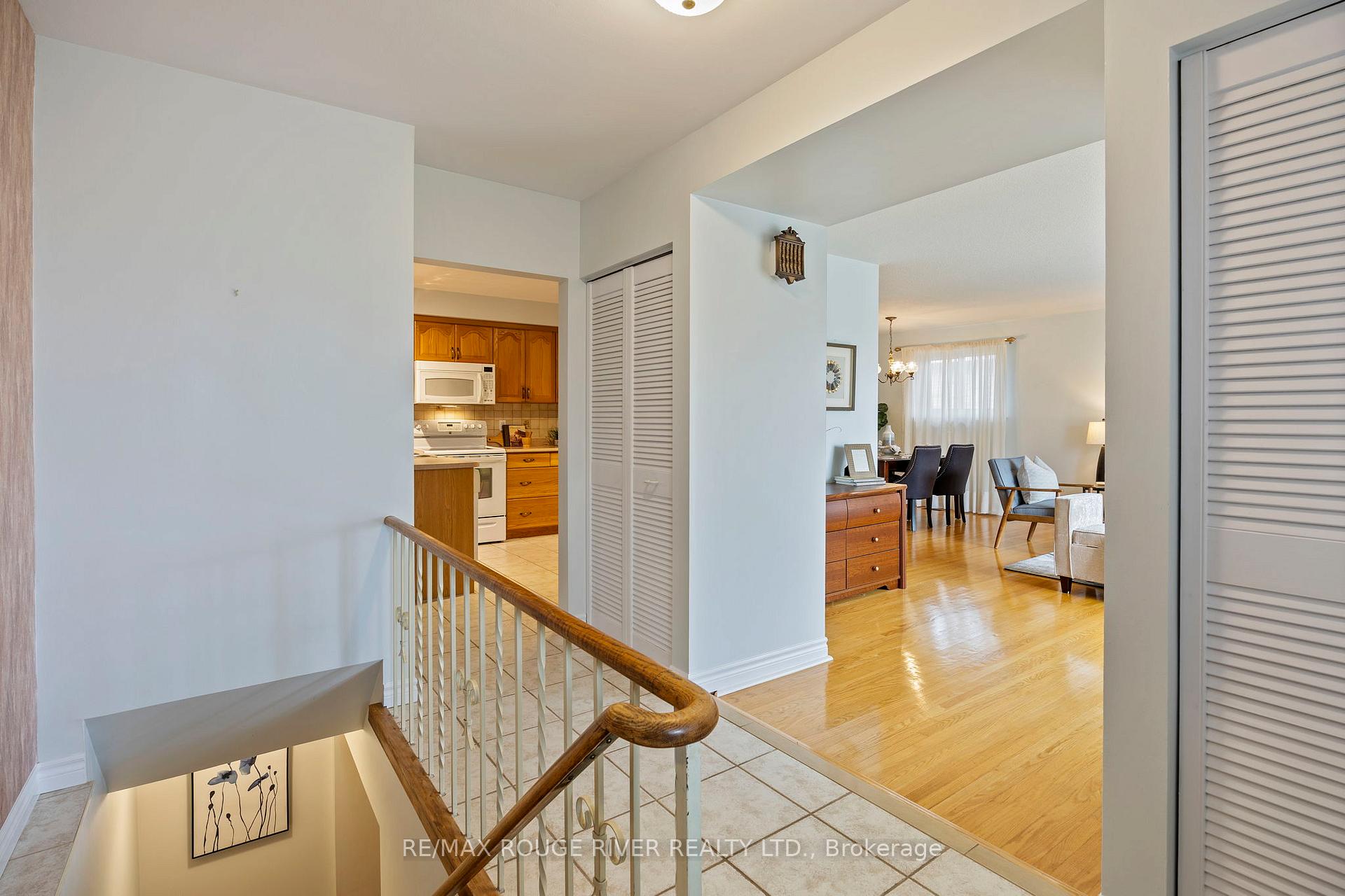 Photo 2 of 850 West Shore Boulevard, Pickering, West Shore — HOMEH