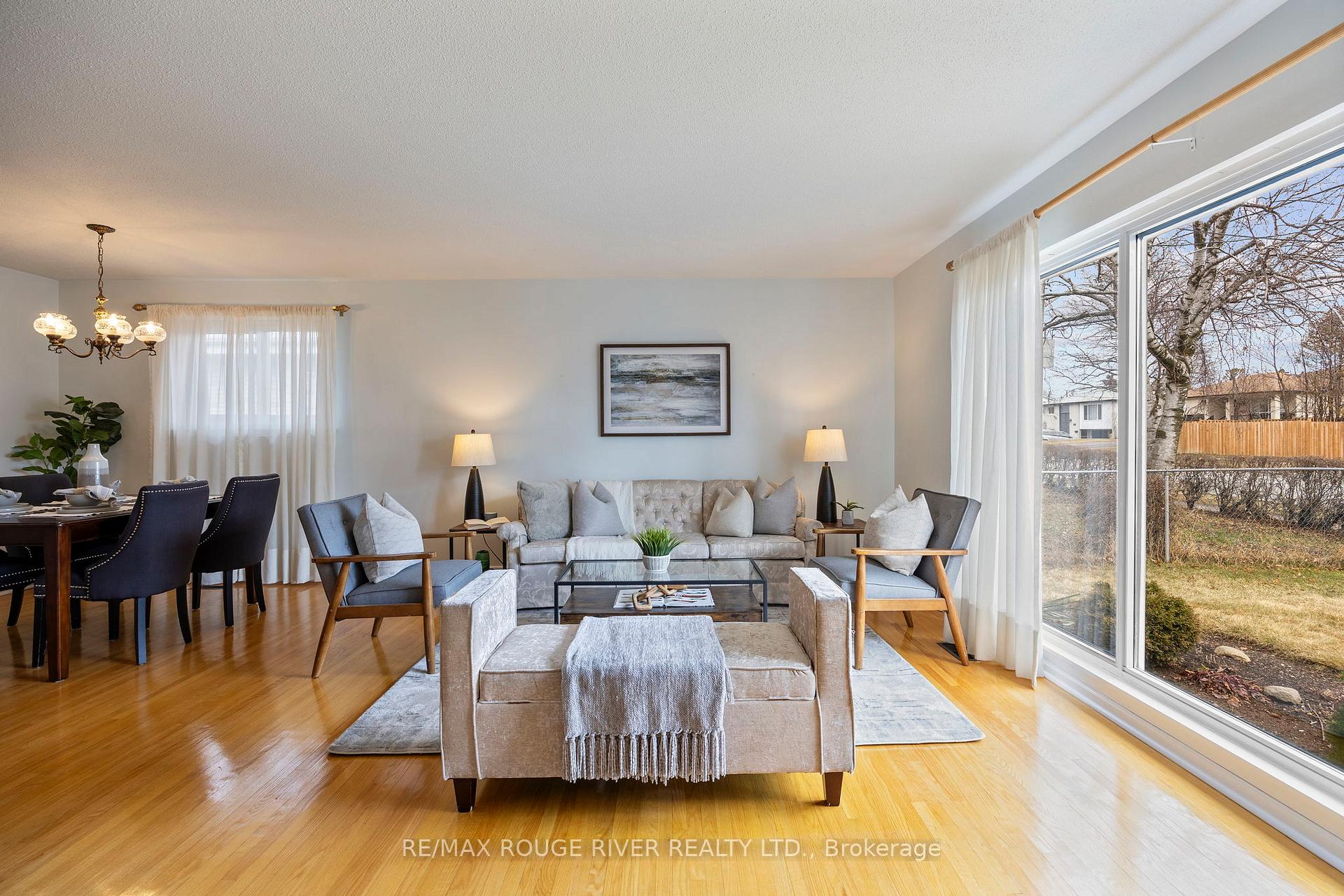 Photo 25 of 850 West Shore Boulevard, Pickering, West Shore — HOMEH
