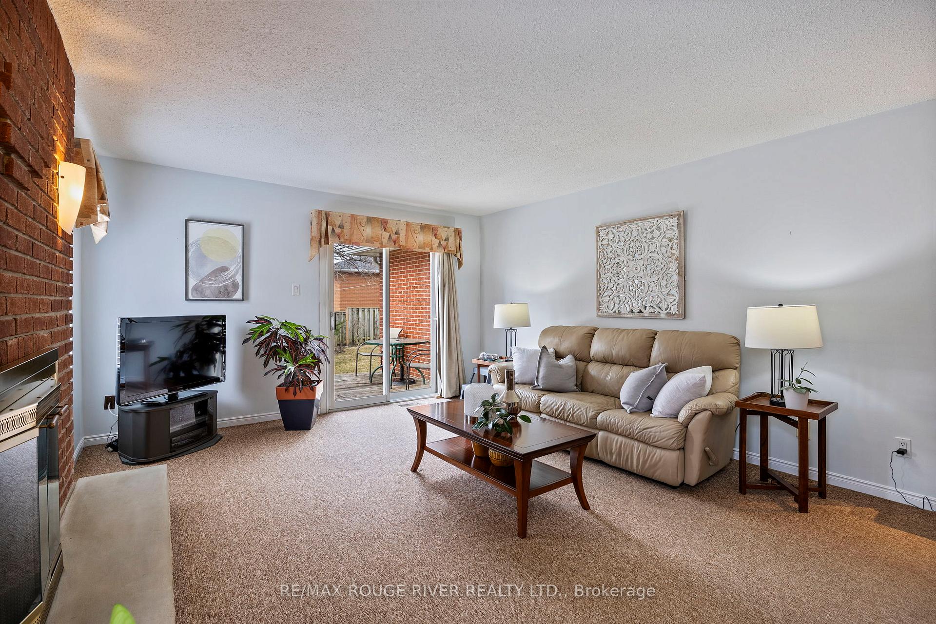 Photo 18 of 850 West Shore Boulevard, Pickering, West Shore — HOMEH