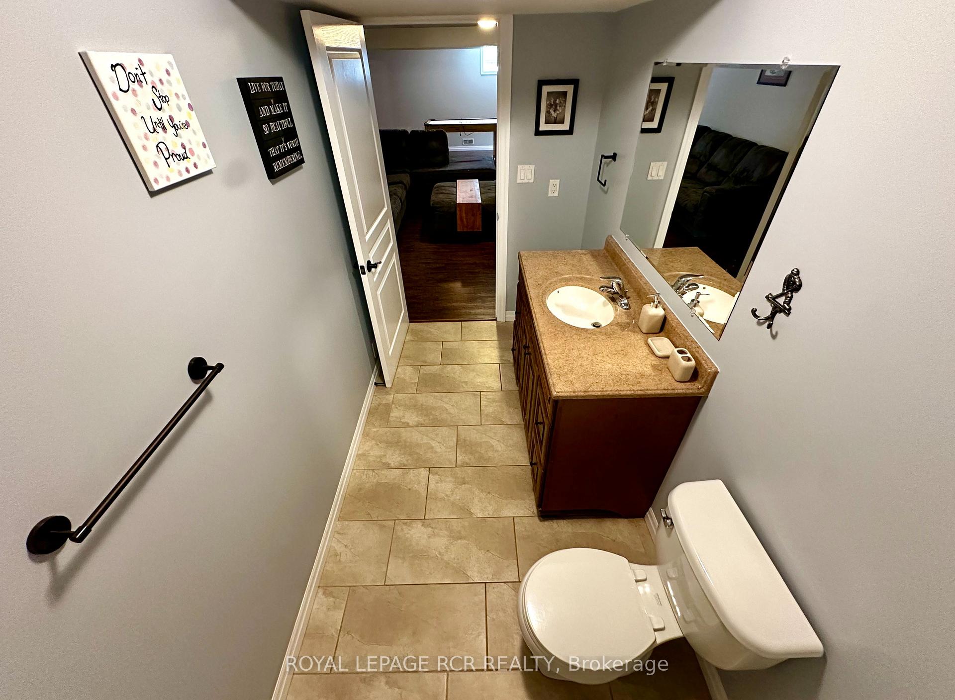 Photo 33 of 184 Ruby's Crescent E, Wellington North, Mount Forest — HOMEH