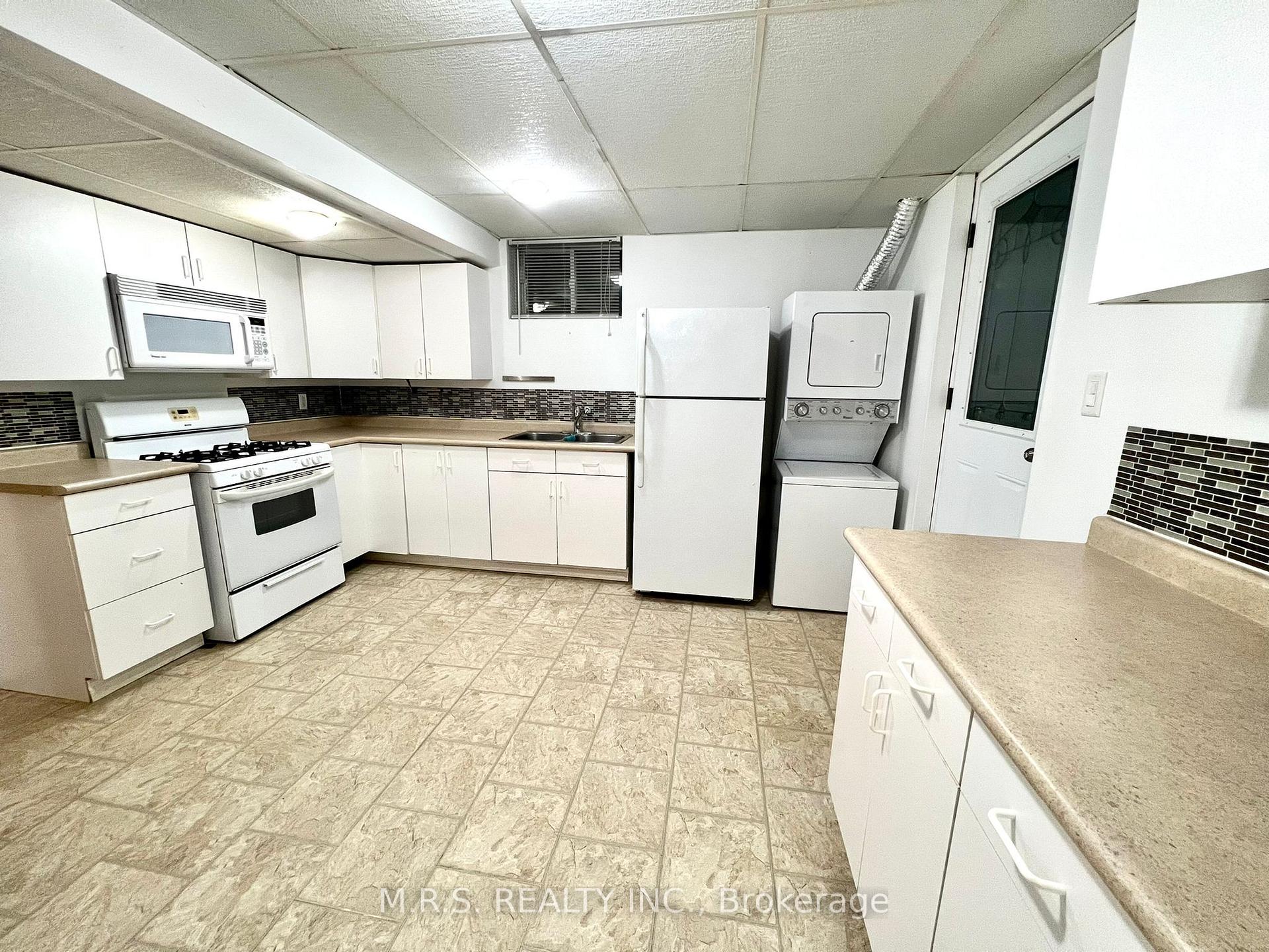Photo 3 of Unit BSMNT, 13 Garibaldi Drive, Barrie, Holly — HOMEH