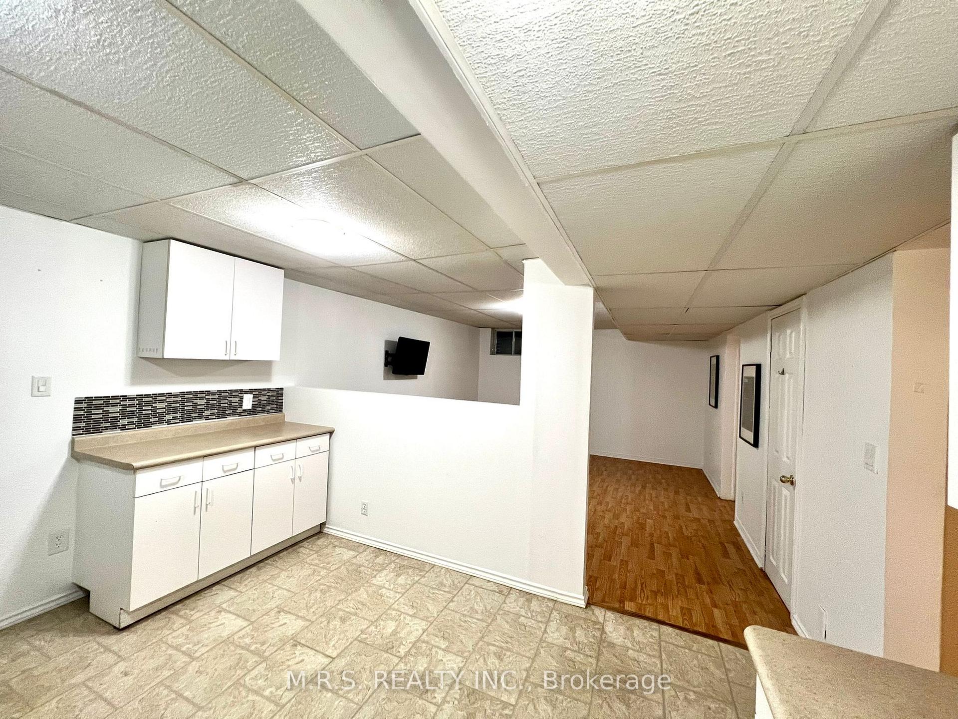 Photo 4 of Unit BSMNT, 13 Garibaldi Drive, Barrie, Holly — HOMEH