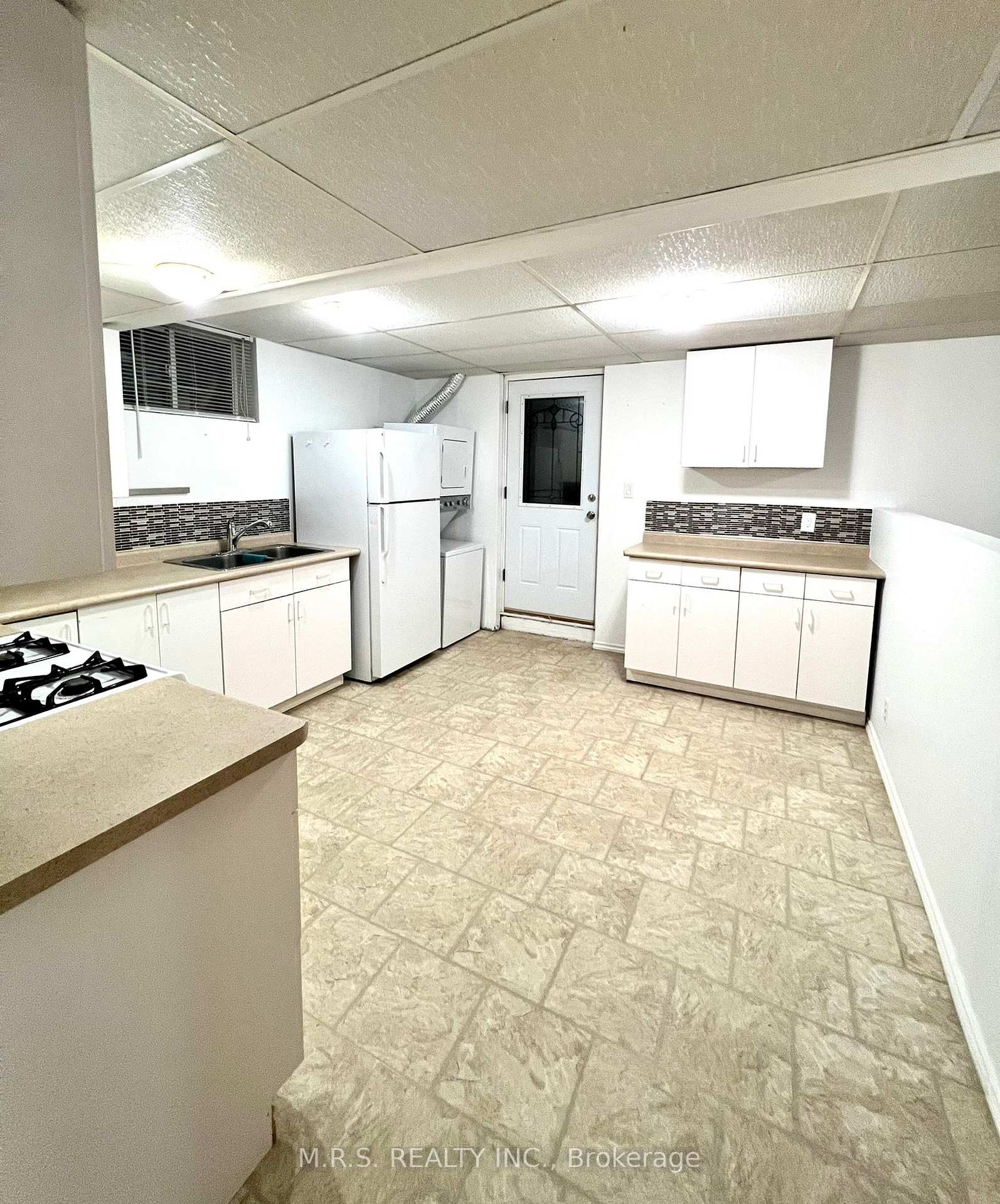 Photo 5 of Unit BSMNT, 13 Garibaldi Drive, Barrie, Holly — HOMEH