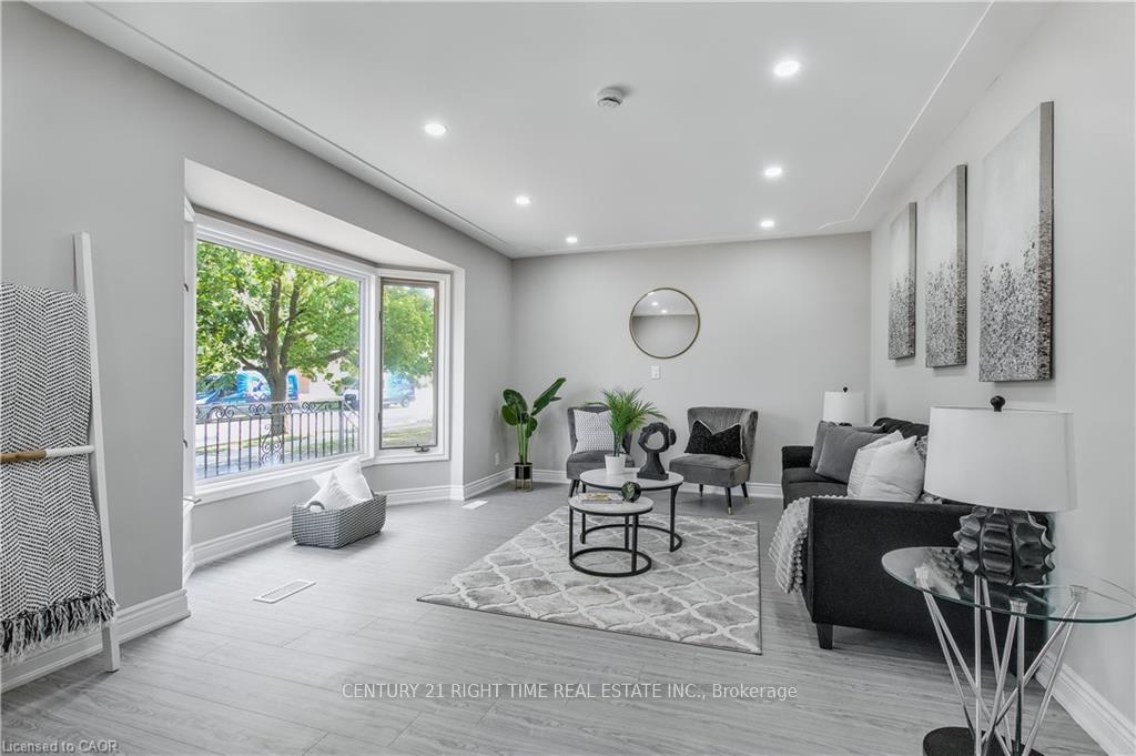 Photo 6 of 259 Greenfield Avenue, Kitchener — HOMEH