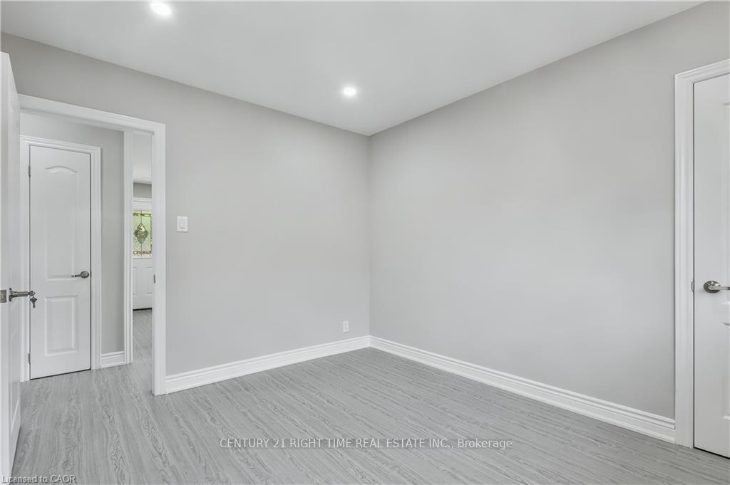 Photo 15 of 259 Greenfield Avenue, Kitchener — HOMEH