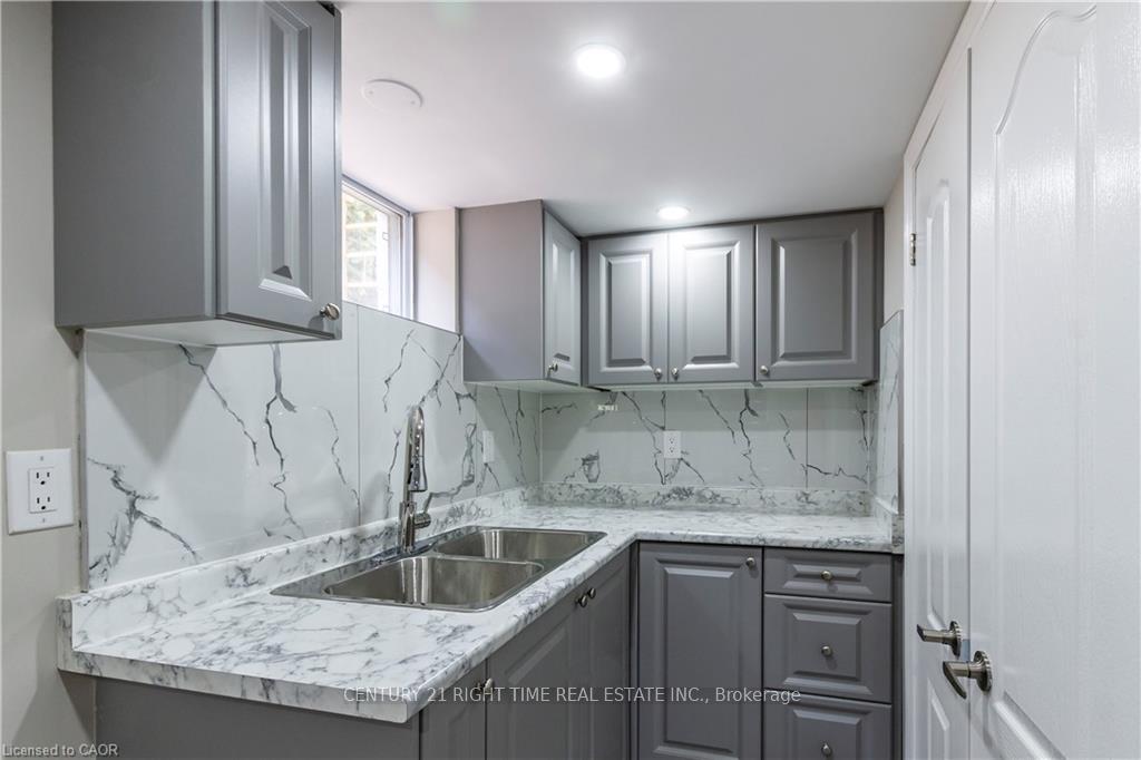 Photo 20 of 259 Greenfield Avenue, Kitchener — HOMEH