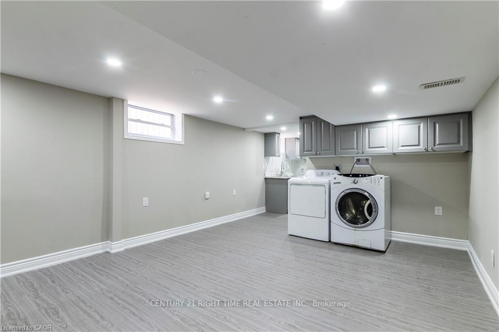 Photo 23 of 259 Greenfield Avenue, Kitchener — HOMEH