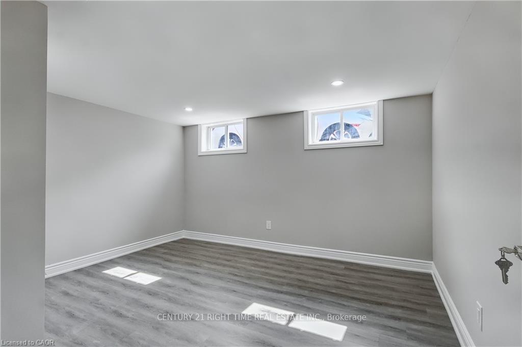 Photo 26 of 259 Greenfield Avenue, Kitchener — HOMEH