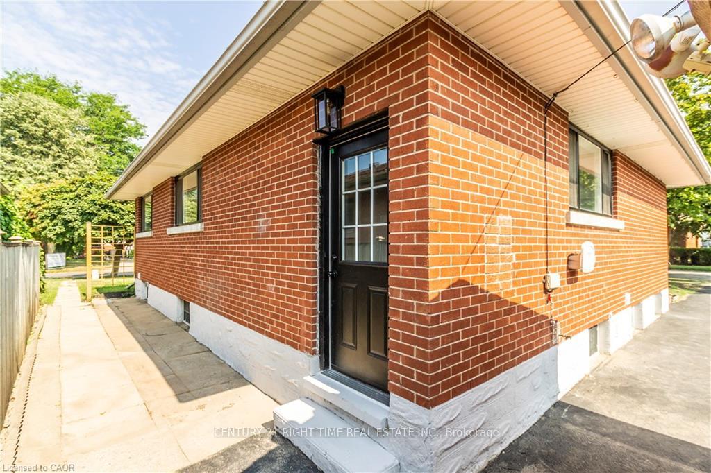 Photo 33 of 259 Greenfield Avenue, Kitchener — HOMEH