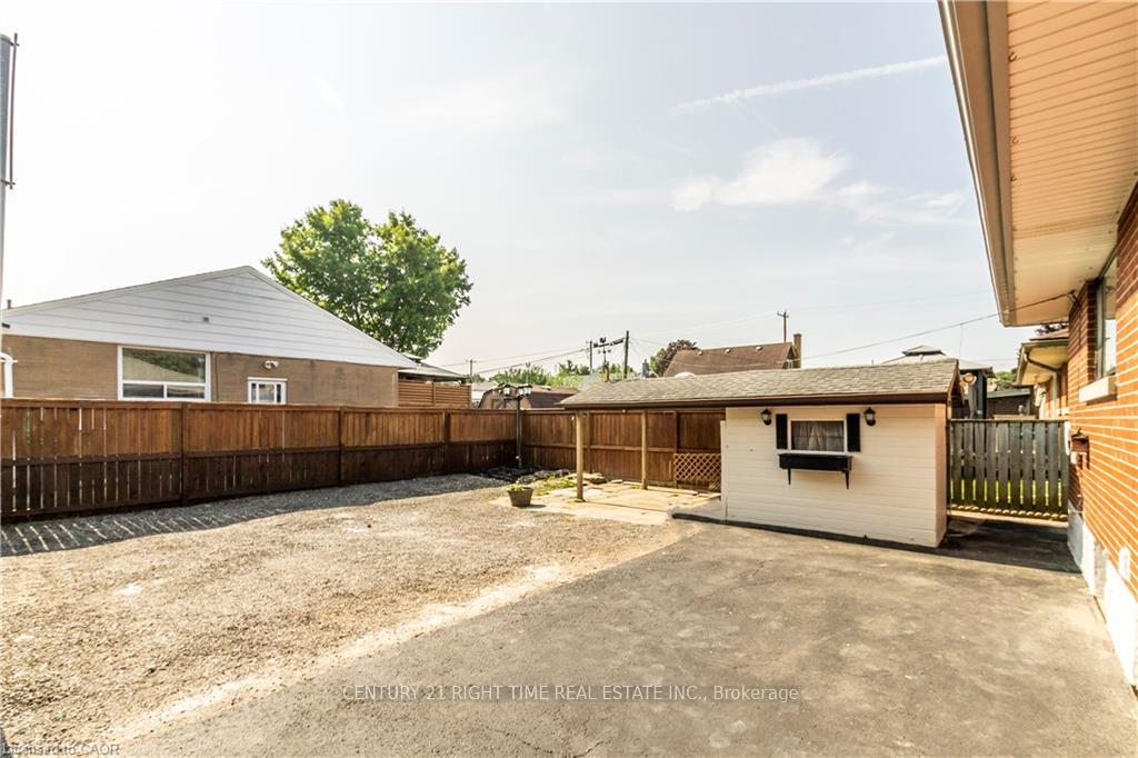 Photo 32 of 259 Greenfield Avenue, Kitchener — HOMEH