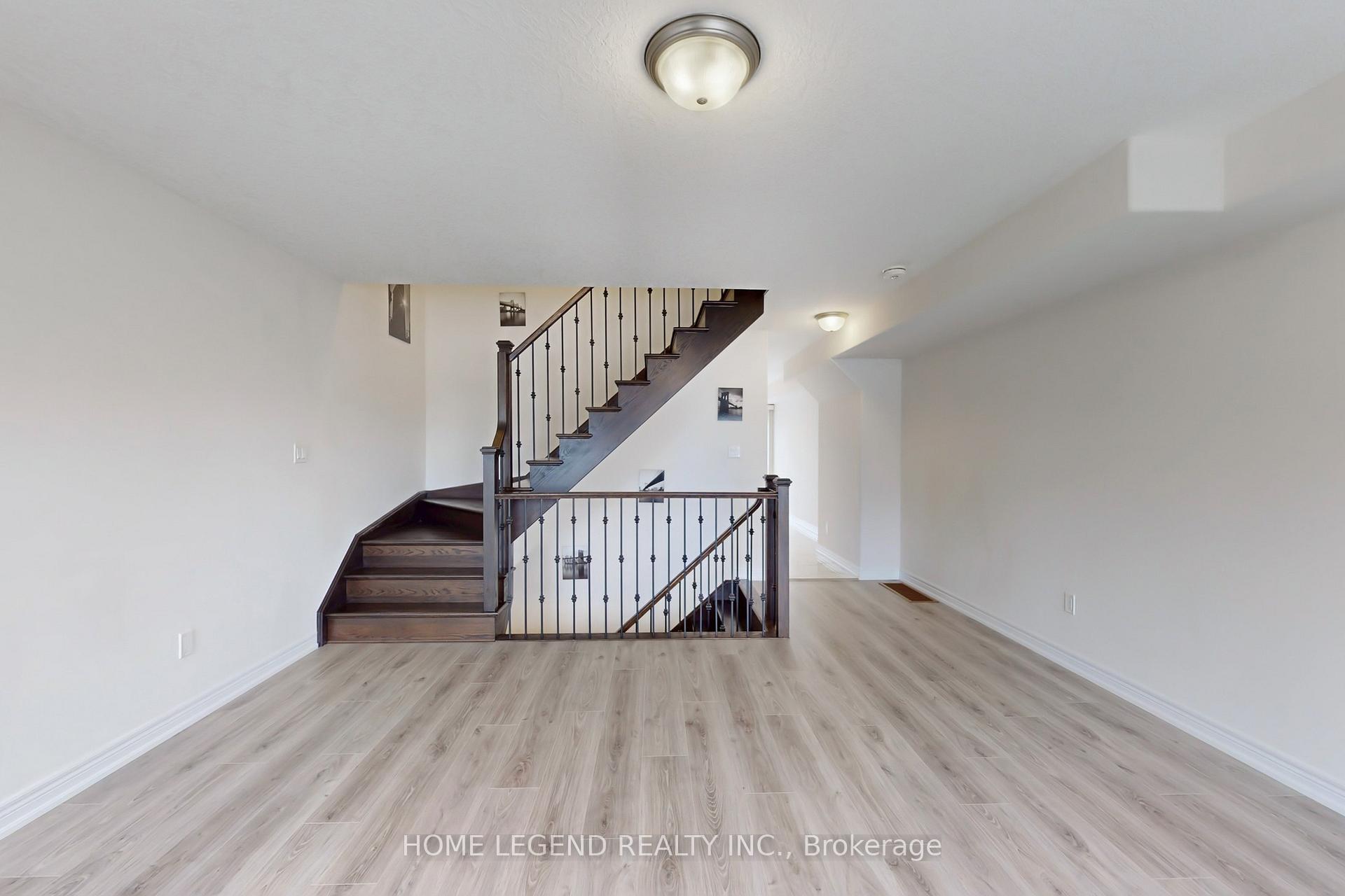 Photo 8 of Unit 25, 1 Leggott Avenue, Barrie, Painswick North — HOMEH