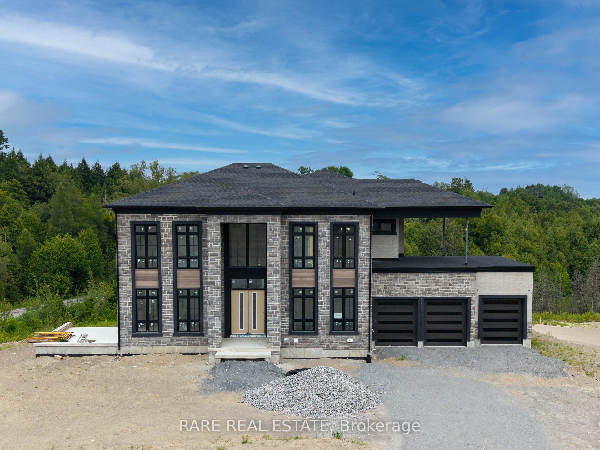 Photo 4 of 1 Openshaw Place, Clarington, Rural Clarington — HOMEH