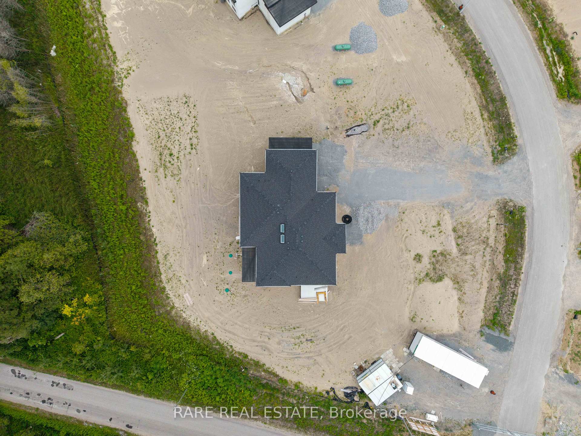Photo 2 of 1 Openshaw Place, Clarington, Rural Clarington — HOMEH