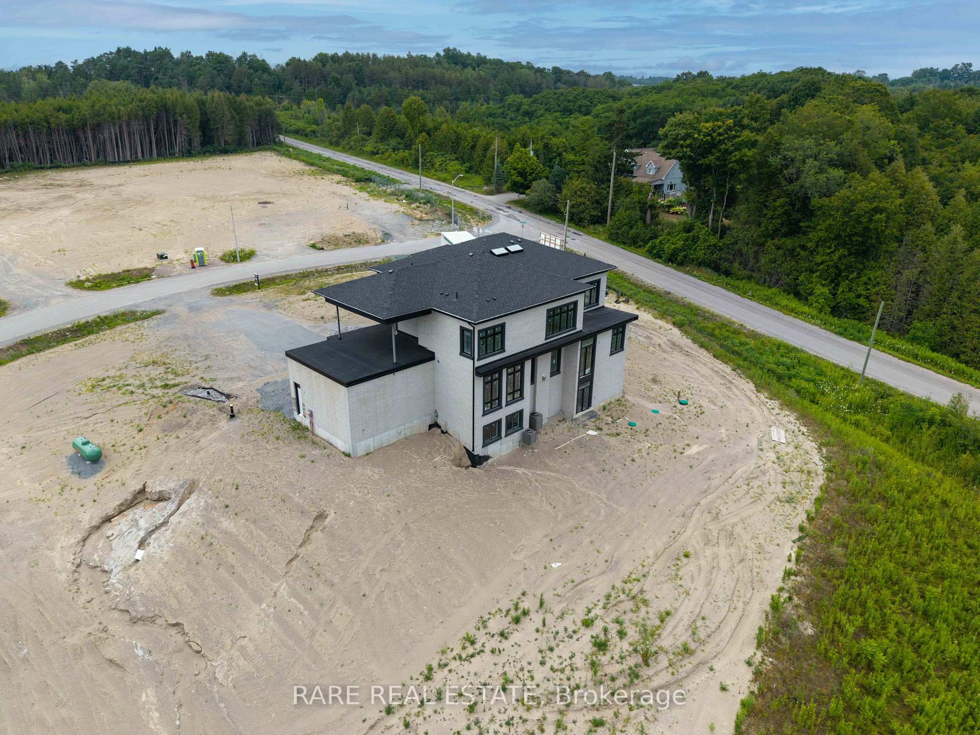 Photo 7 of 1 Openshaw Place, Clarington, Rural Clarington — HOMEH