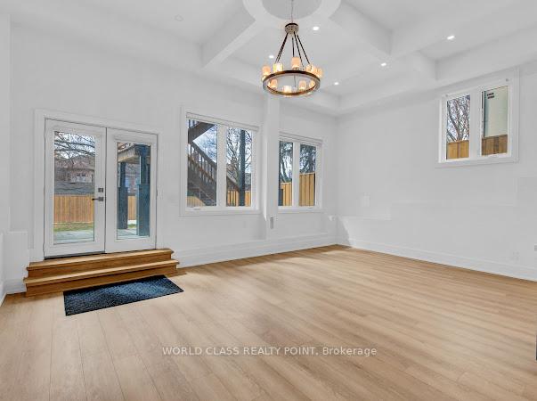 Photo 25 of 517 Glencairn Avenue, Toronto, Englemount-Lawrence — HOMEH
