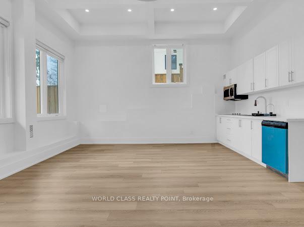 Photo 26 of 517 Glencairn Avenue, Toronto, Englemount-Lawrence — HOMEH